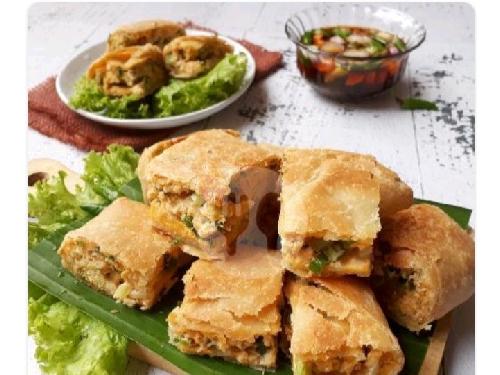 Martabak dan Terang Bulan Soneta 17, Kedungkandang