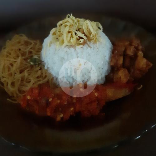 26 Tempat Makan Nasi Uduk Tongkol Balado Terbaik