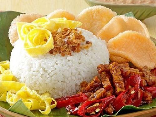 Nasi Goreng Ngazoak Bu Sri, Jln. Bangka Depan Kodim, SRI RAHAYU