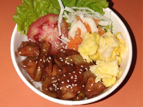 Yoi Bowl, Wonosari,Klaten, Efi Kusumawati