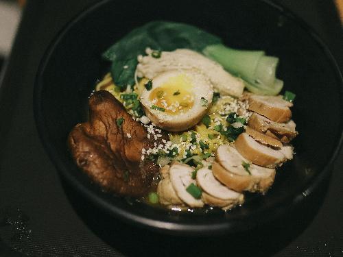 URU Ramen Sushi Garden, Ungasan Uluwatu, Sostenes Ferdyan Tanusaputra