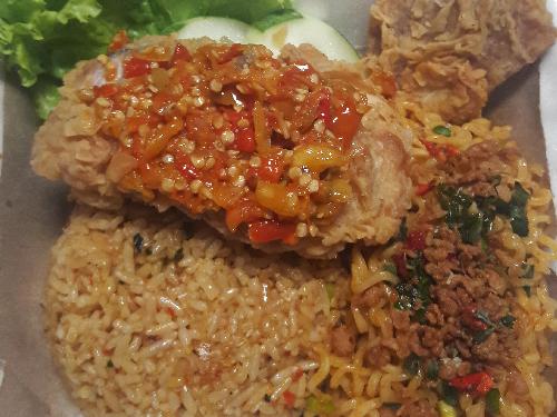 Ayam Geprek Ndower Bu Resty, Resti Purwasih