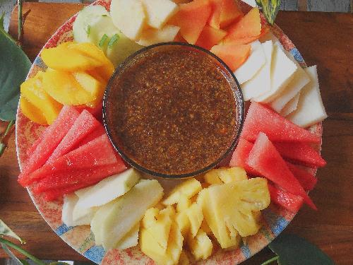 Rujak Dan Jus Buah Mak Ndut