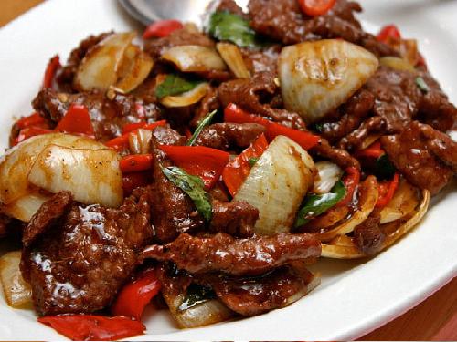 BAKMI BEO Ciputat, Achmad Rifaie
