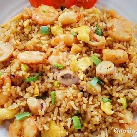 24 Restoran Nasi Goreng Seafood Paling Enak di Subang