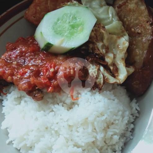 24 Restoran Nasi Ayam Penyet Paling Enak di Banjarmasin