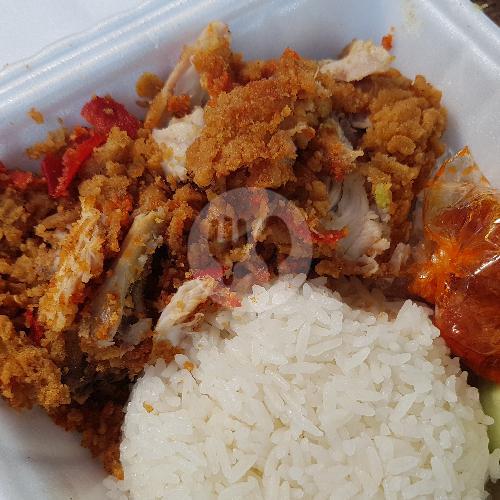 23 Resto Ayam Geprek Sambal Terasi Terbaik di Surabaya