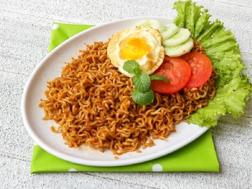 Jollycious_id, EDITYA KURNIA SAPUTRI