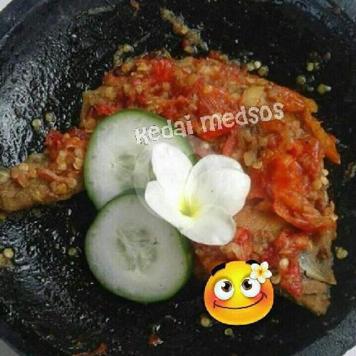 22 Rumah Makan Ayam Gepuk Favorit di Bali