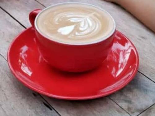 Cafe de Alco, Vinda Irma Dianti