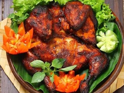 Ayam Bakar Dan Ikan Bakar Kayyisa Barokah 2, Rangkapan Jaya Baru, Nurul Anisa