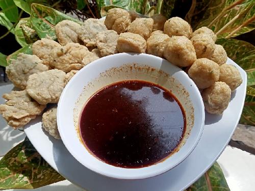 Pempek Nona manis, Supriyati