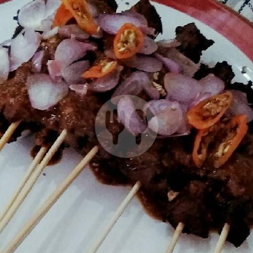 18 Tempat Makan Sate Daging Terlezat di Solo