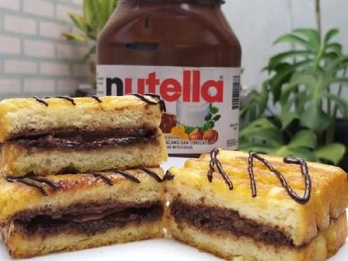 Roti Bakar Bang Joel, Miji, Pramesthi Ayudya Radyzanta
