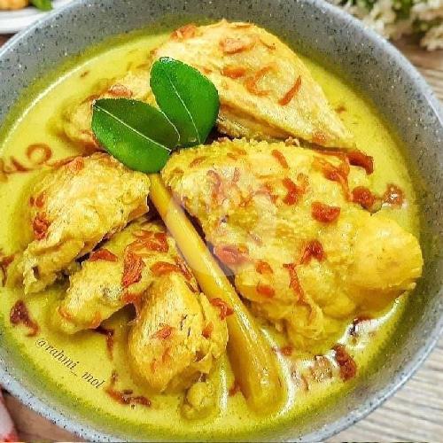 30 Tempat Makan Lontong Opor Telur Terbaik di Yogyakarta