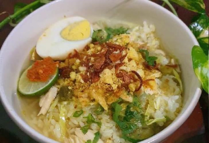 8 Tempat Makan Sambel Indomie Paling Enak di Surabaya