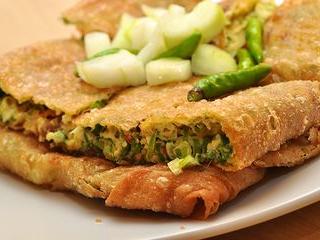 Martabak Dua Putra 87, Ahmad Fauzi