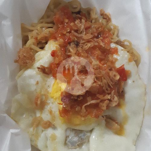 22 Restoran Mie Goreng Telur Geprek Paling Enak
