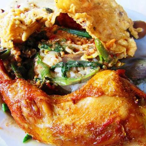 24 Restoran Pecel Ikan Ayam Favorit di Surabaya