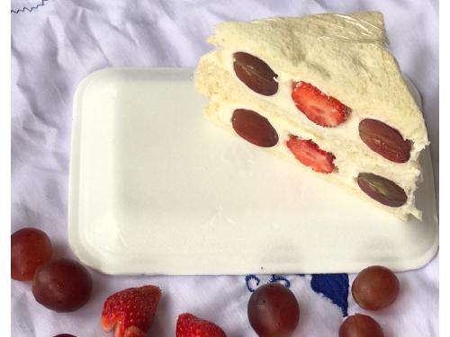 Fruit Sandwich, Rawang Ketaping No.15, Shilfitri Ananti Dwi Putri