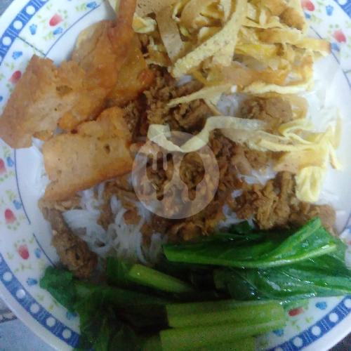 15 Restoran Bihun Ayam Terfavorit di Semarang
