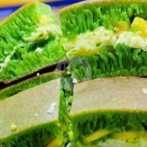 27 Tempat Makan Terang Bulan Pandan Keju Pisang Paling Enak