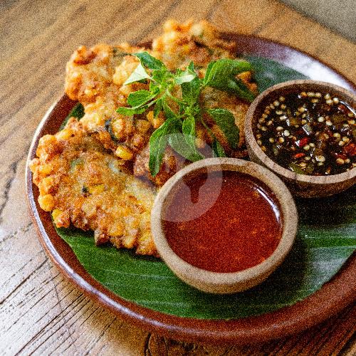 16 Resto Perkedel Jagung Terbaik