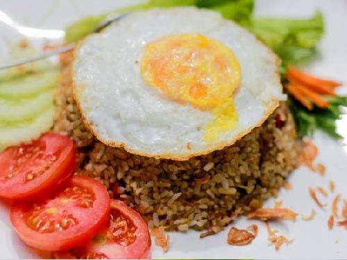 Jajanan Sosis Seafood Dan Pempek, Toni Priyanto