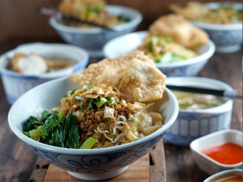 Mie Ayam Bangka Girimaya