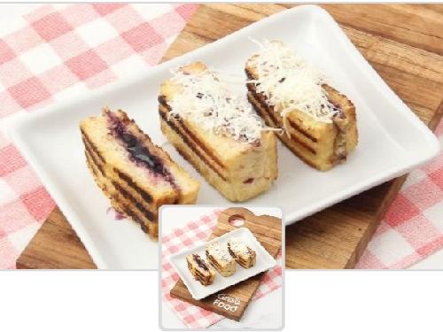 ROTI BAKAR SIANG MALAM, Anjarwati Iswahyuni