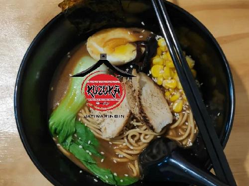 Kuzuka Ramen Jatiwaringin, M. Benny Azhar
