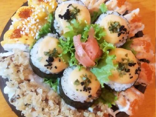 okonom sushi, Dwi Kartika Sari
