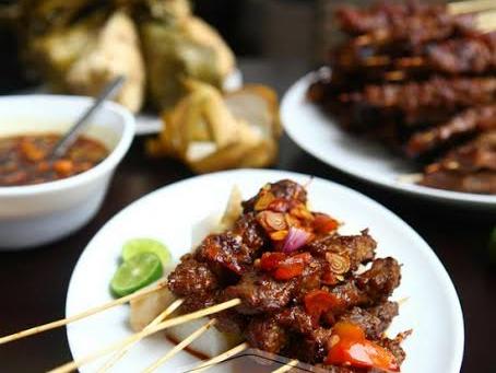Warung Sate Madura Pak Haji, Abidaud ARROSYID