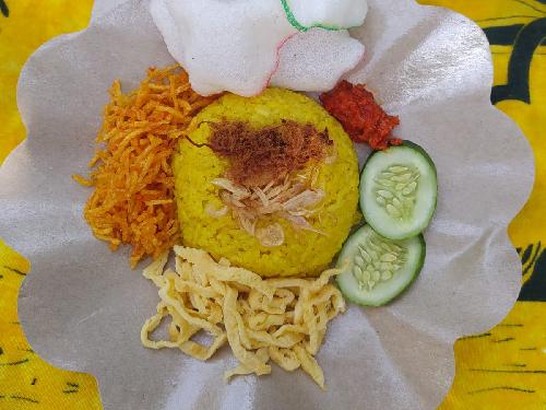 Nasi Kuning Rumah Empat Delapan, Cibeunying Kidul, Cikutra, Ines Fithri Fardhiah