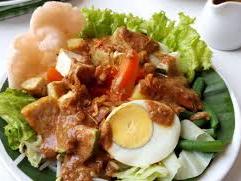 Gado Gado Ibu Sri, Sri Utari