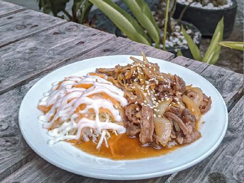 Hayashi Japanese Food & Chinese Food, Lamongan, Sri Rohmah Wahidah