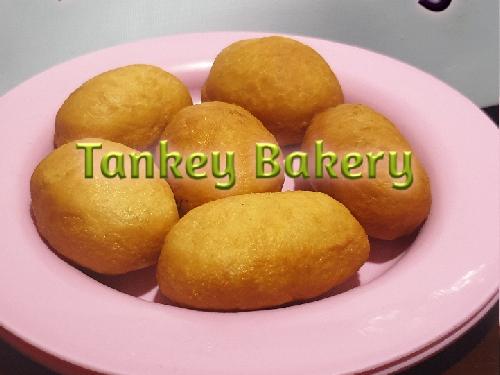 TANKEY Bakery, Iwan Setiawan