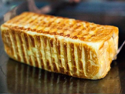 ROTI BAKAR KHAS BANDUNG A KOHAR(PUNYO WAK ENAL), Depan Toko Pasaman, Mochamad Saputra