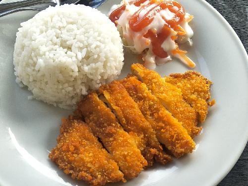Maceraci Katsu, Egi Destian