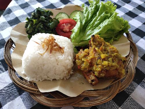 Ayam Bakar Bali Qui