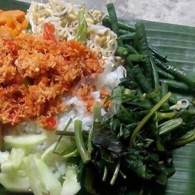 24 Tempat Makan Nasi Gudangan Favorit di Solo