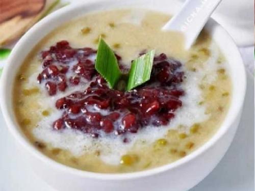 Alenad Food, Cilebut Barat, Suhartini