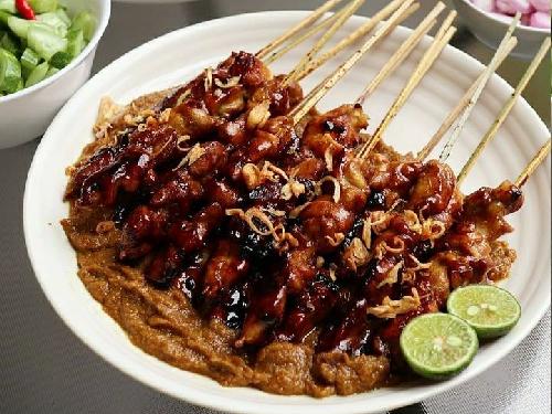Warung Sate Madura Ibu Malinda, Komplek AL No 14, Mohammad YAKUB