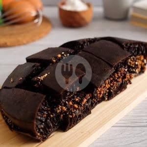18 Resto Black Forest Wijen Susu Terlezat di Jakarta