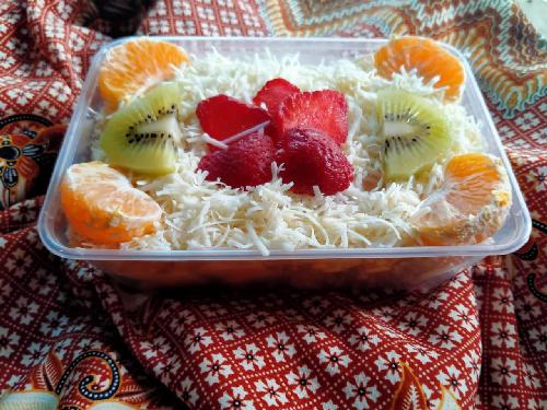 Salad Buah  DKNY