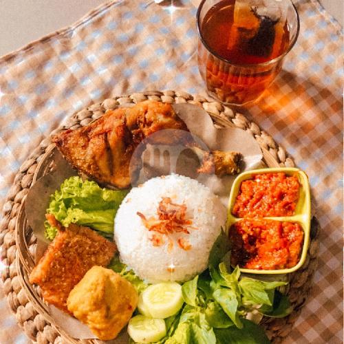 27 Rumah Makan Gledek Ayam Terbaik di Jakarta