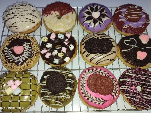 DONUTAN CAKE, PIPITAN, AFENDO EFRIZALS