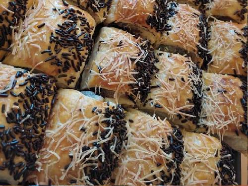 Wifi Cake Pastry Pawarengan, Johari