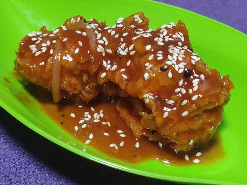 KEDAI CHICKEN, Karolina Setia Ningrum