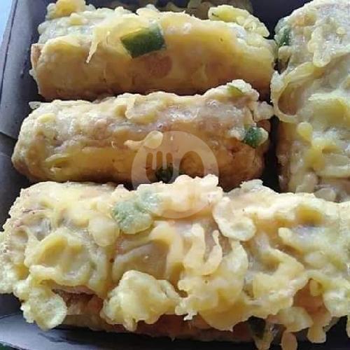 21 Tempat Makan Mendoan Sosis Terenak